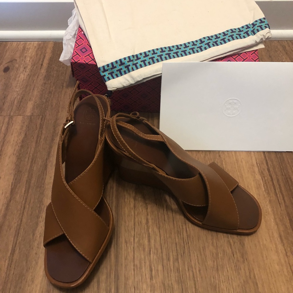 NIB Tory Burch Leather Wedges!